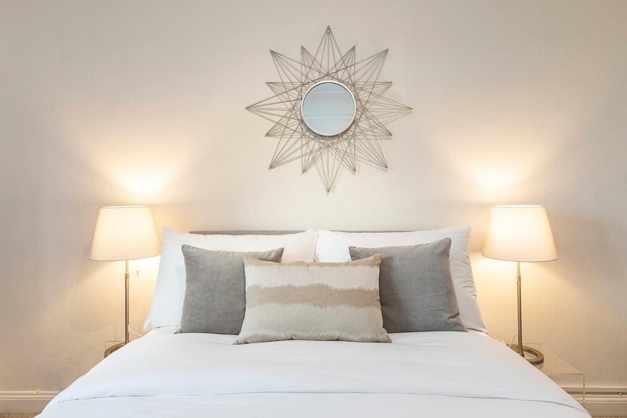 Grand Swiss Cottage Apartment London Kültér fotó