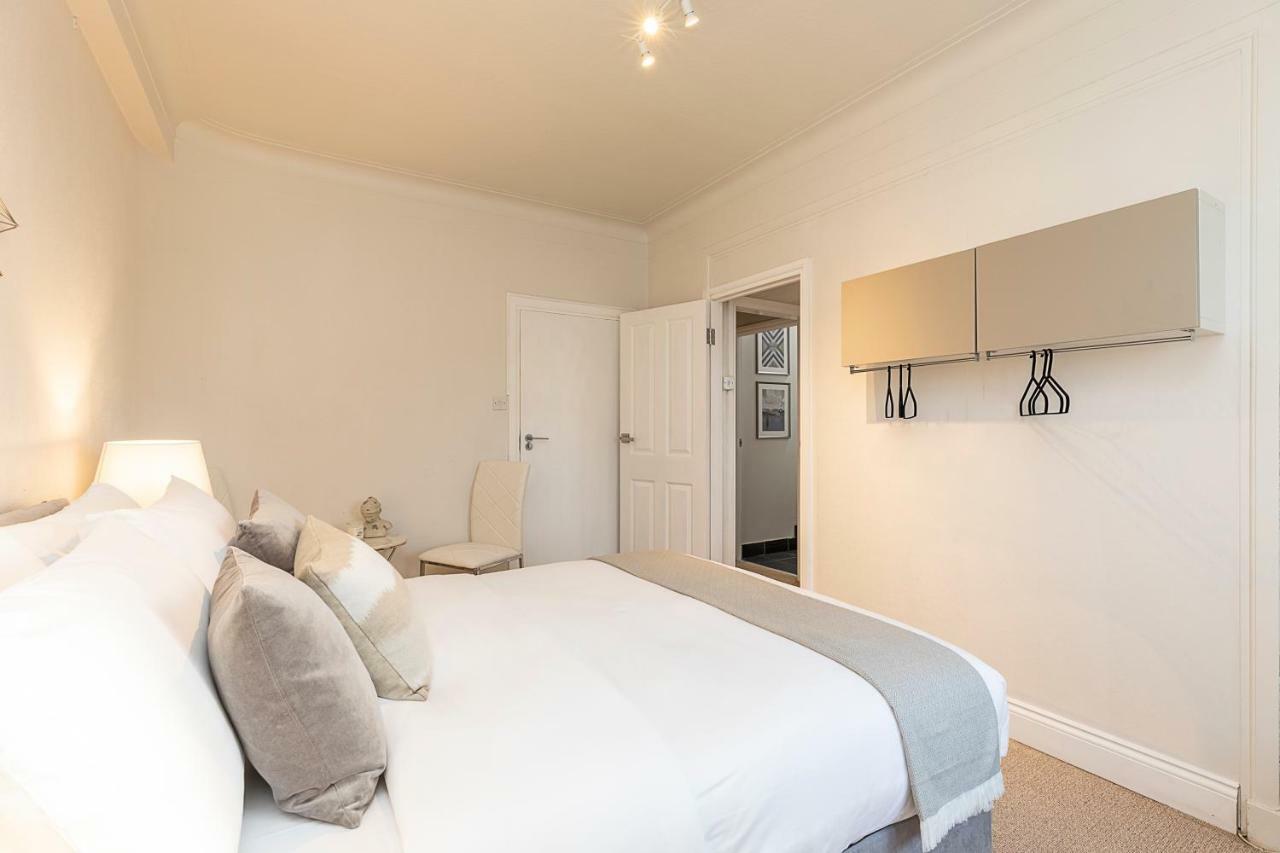 Grand Swiss Cottage Apartment London Kültér fotó