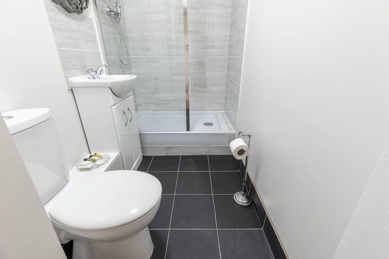 Grand Swiss Cottage Apartment London Kültér fotó
